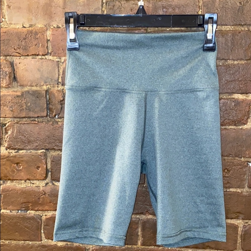 Aerie Chill Play Move Bike Shorts